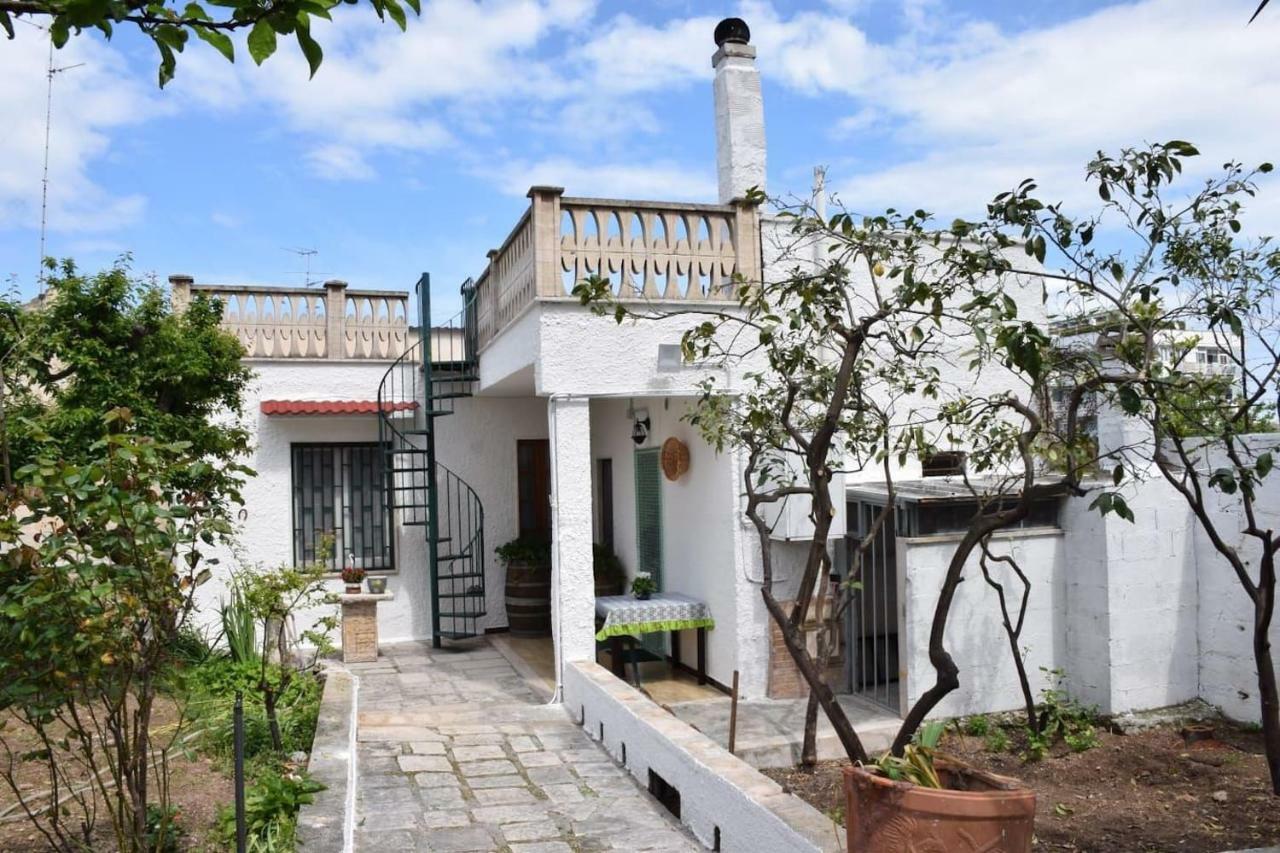 Villa Tonia'S Mansion Bari Exterior foto